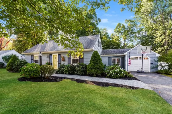 72 Elbert Rd, Agawam, MA 01001