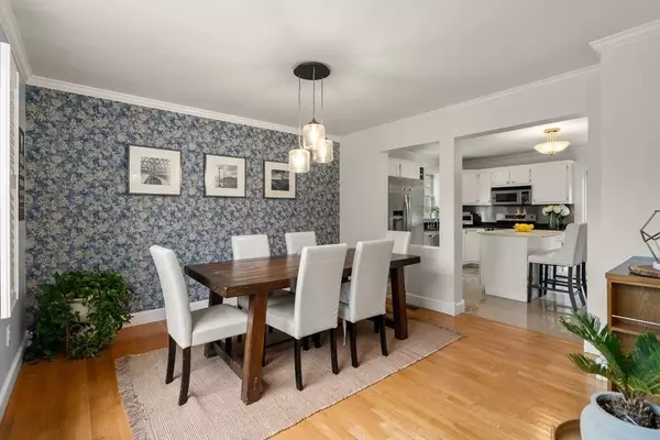 Medford, MA 02155,10 E Border Cir