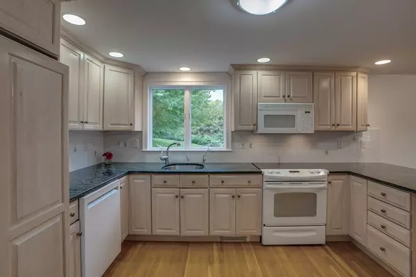 Lexington, MA 02420,253 Bedford St