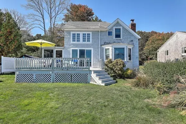 Swansea, MA 02777,276 Seaview Ave