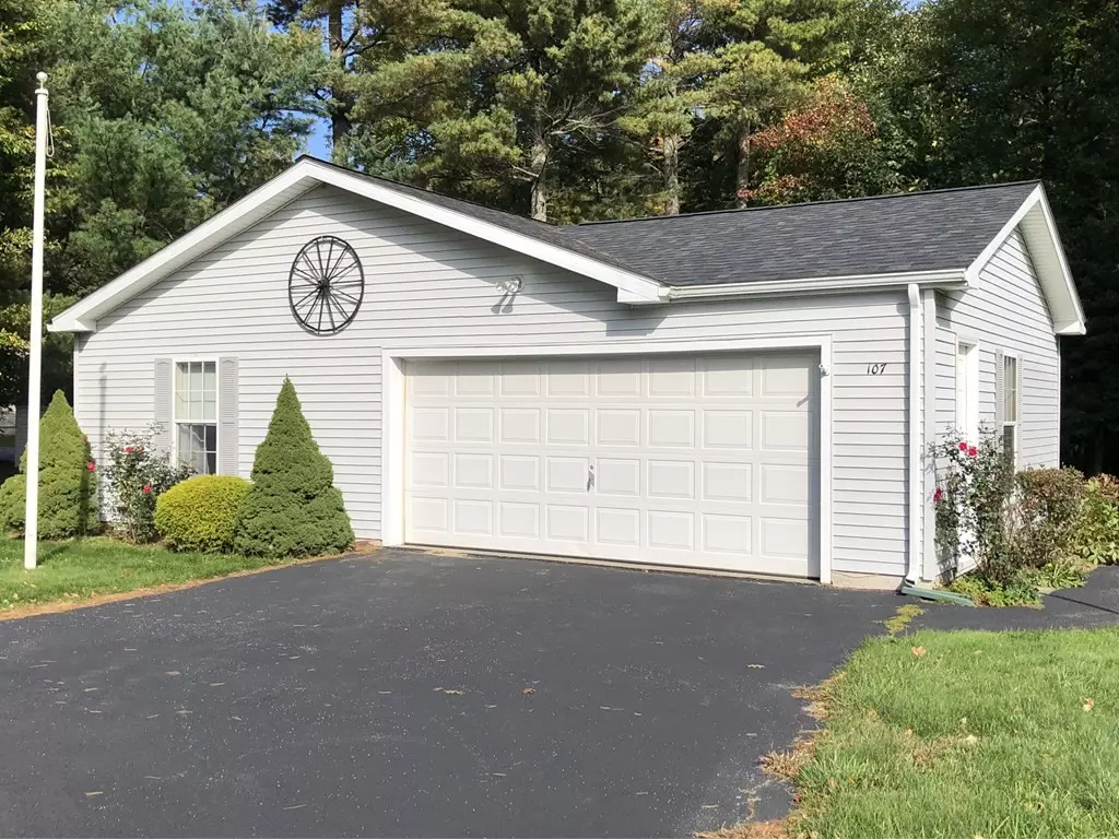 Middleboro, MA 02346,107 Blueberry Circle