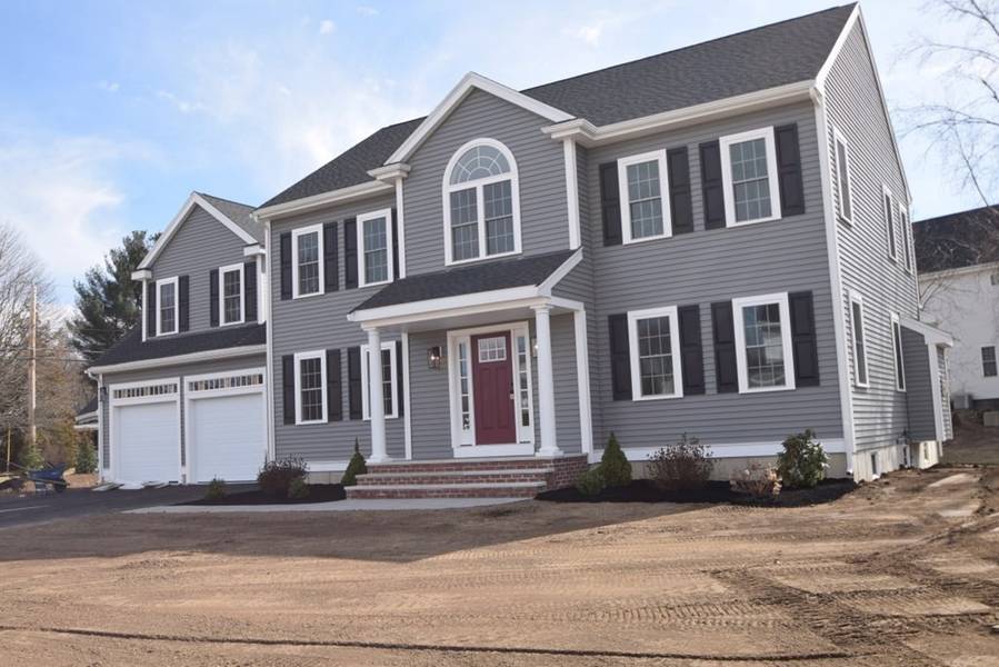 2 Cummings Way, Holbrook, MA 02343