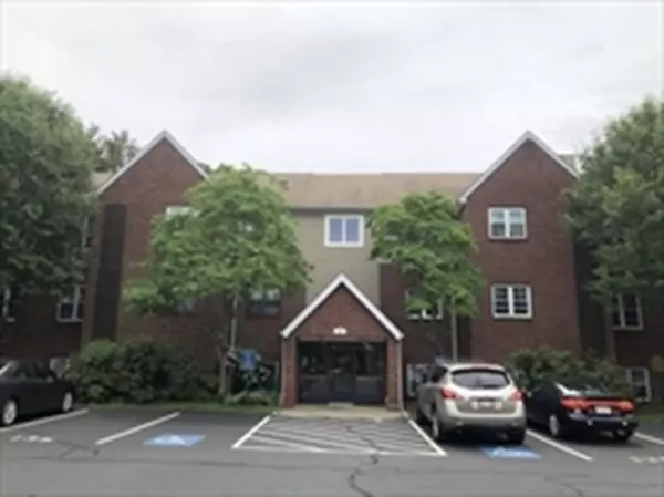 25 Longworth Ave #17, Brockton, MA 02301