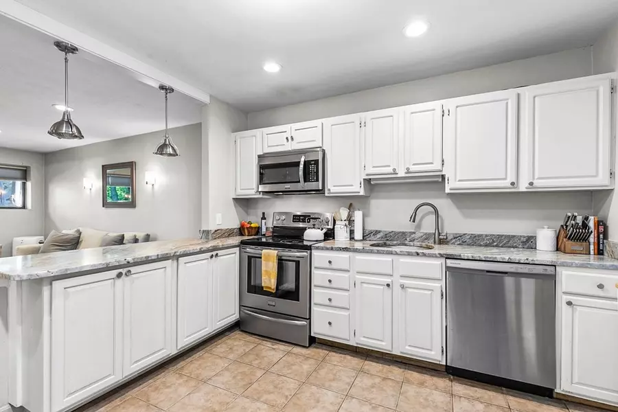 10 Linda Ln #1-2, Boston, MA 02125