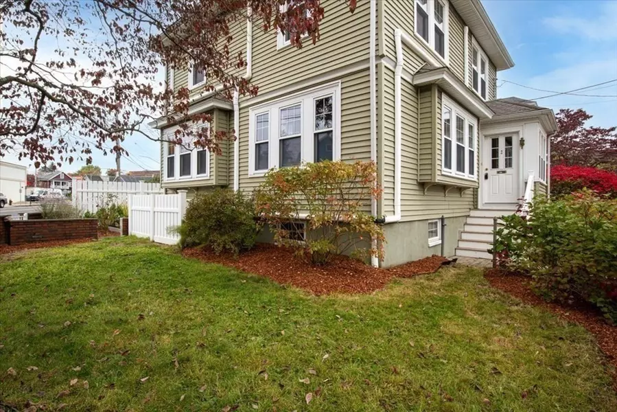 2 Newcastle Rd, Boston, MA 02135