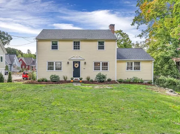 1667 Main St, Concord, MA 01742