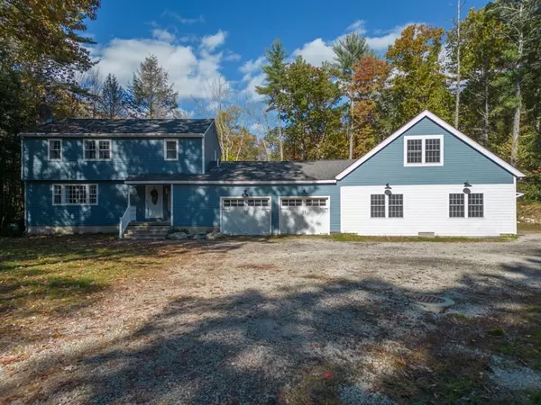 127 Chestnut St, Pepperell, MA 01463