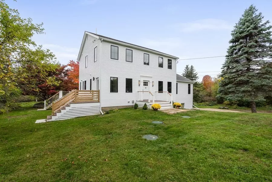 40 Westcott Rd, Harvard, MA 01451