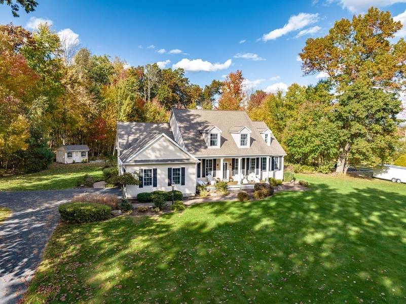 41 Rollins Dr, East Longmeadow, MA 01028