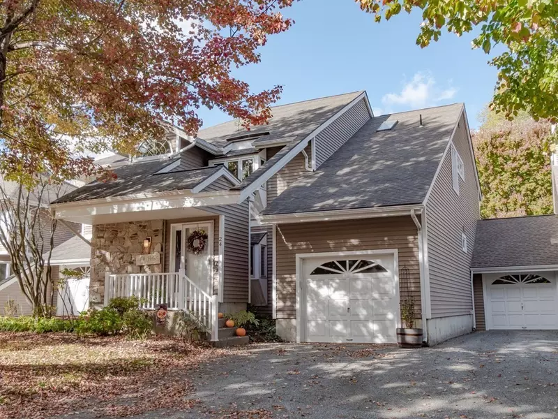 24 Southview Drive #24, Southwick, MA 01077