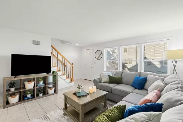 43 Merrymount Rd #13, Quincy, MA 02169