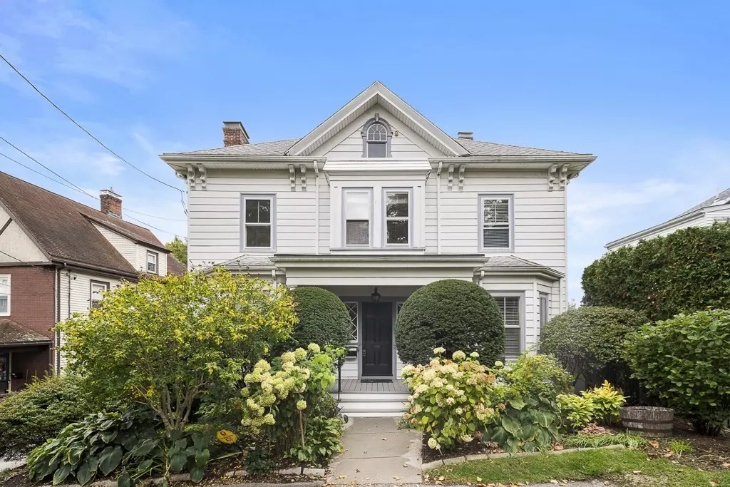 Watertown, MA 02472,30 Hawthorne Street