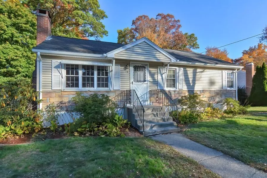 15 Jay St, Grafton, MA 01536