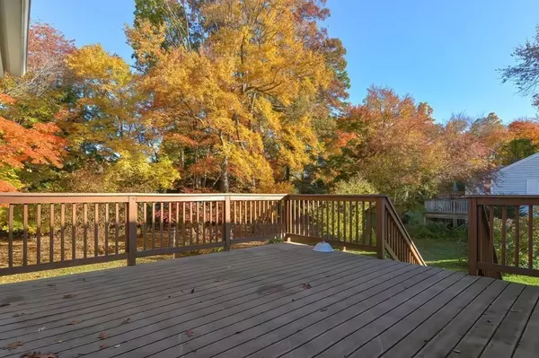 Grafton, MA 01536,15 Jay St