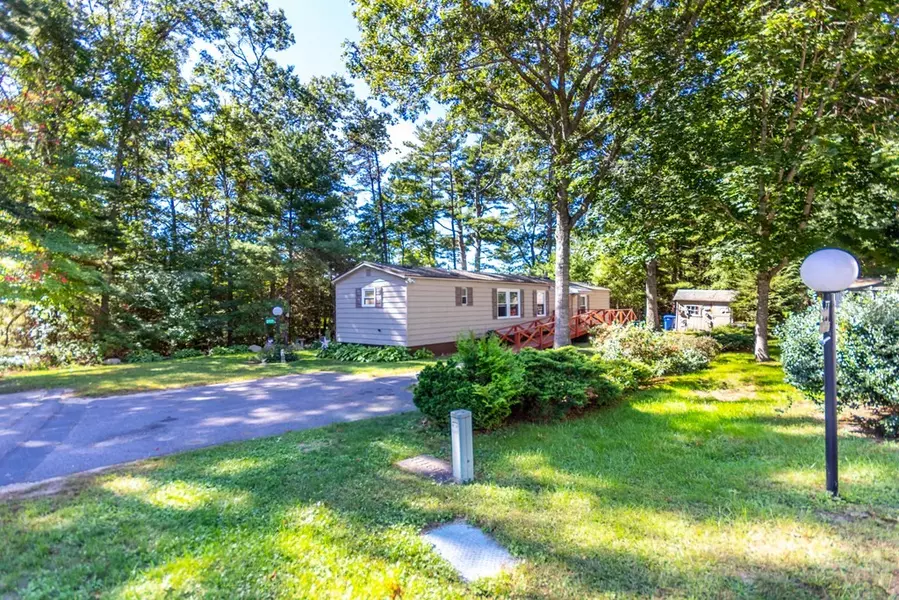 217 Cheshire Park Circle, Wareham, MA 02576