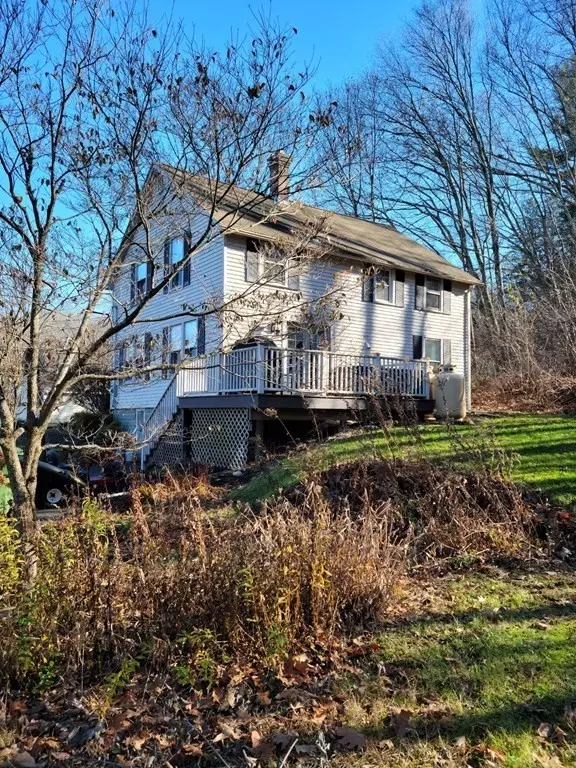 Sutton, MA 01590,24 Pleasant St