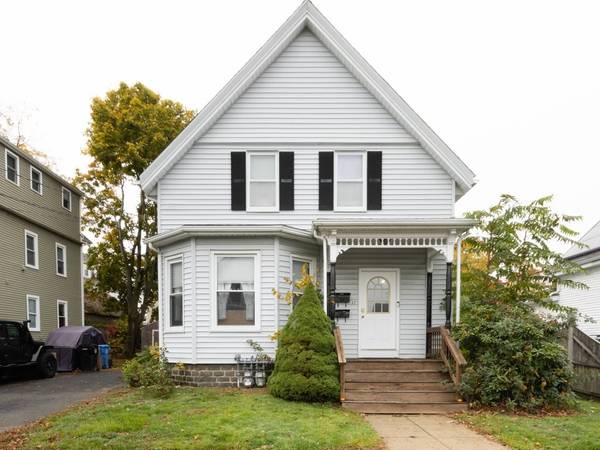 37 Central St, Whitman, MA 02382