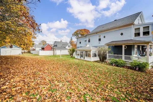 Brookfield, MA 01506,18 Lincoln St