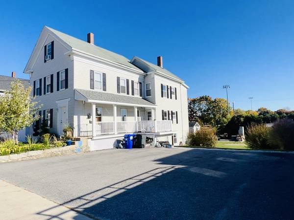 15 Sumner St, Milford, MA 01757