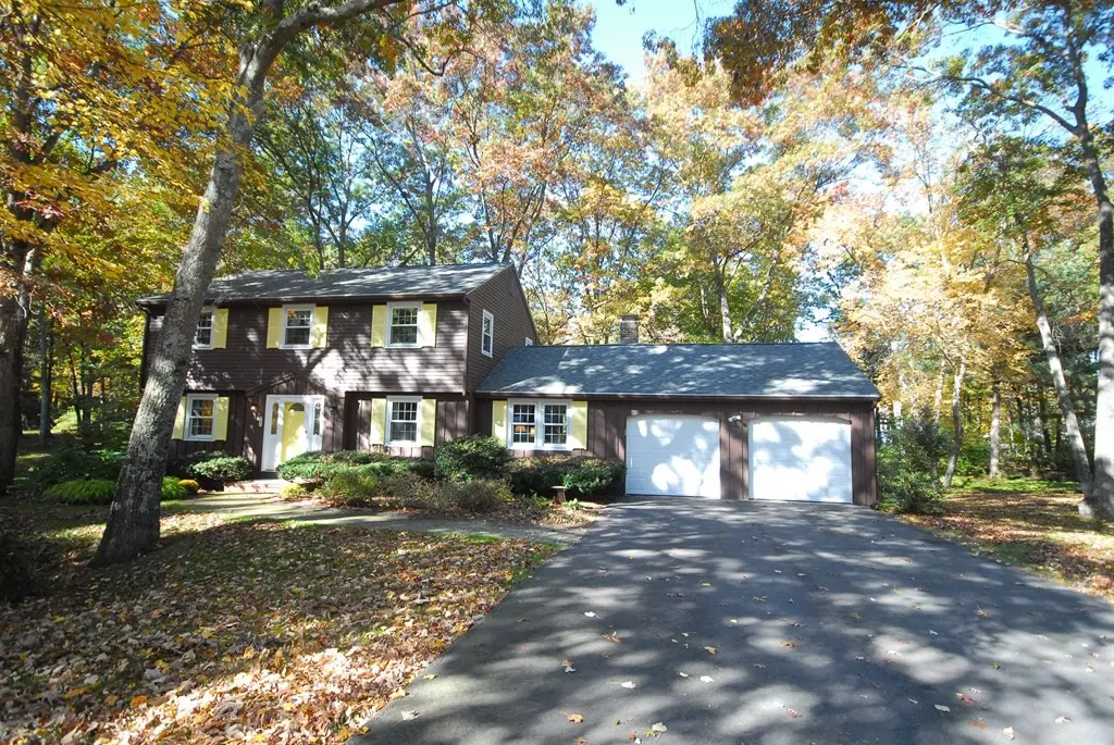 Concord, MA 01742,173 Oak Hill Circle