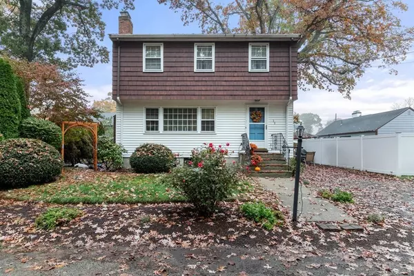 39 Matthews Street, Dedham, MA 02026