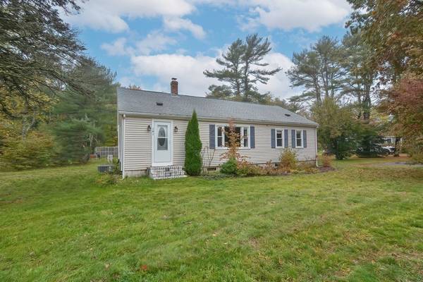 141 County Rd, Freetown, MA 02717