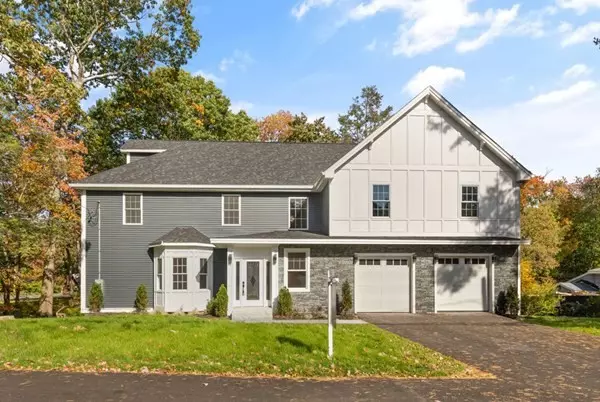 880 Summer St, Lynnfield, MA 01940