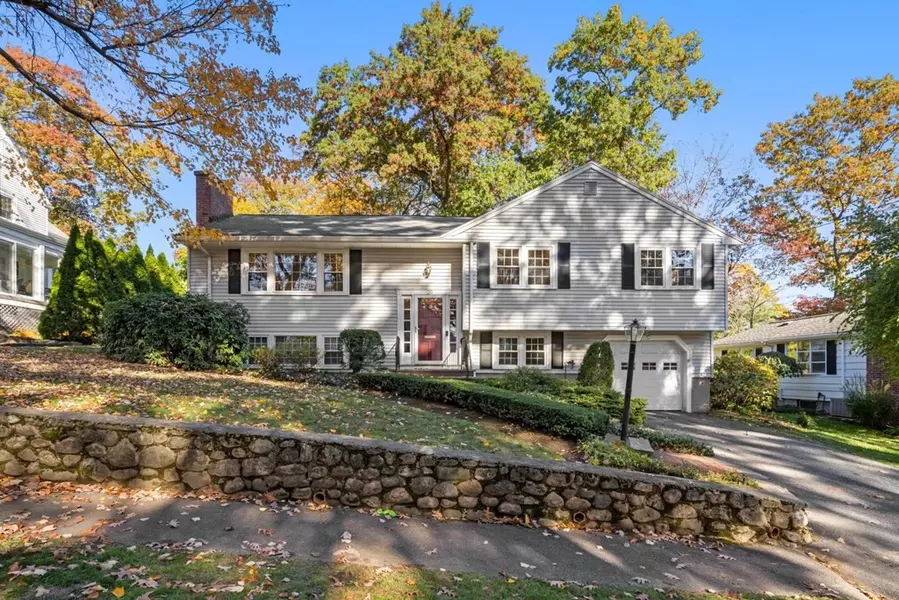 20 Shady Lane, Needham, MA 02492