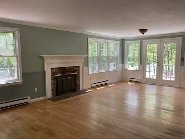 Brewster, MA 02631,10 A P Newcomb Rd
