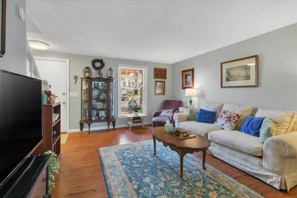 Agawam, MA 01001,90 Corey Colonial #90