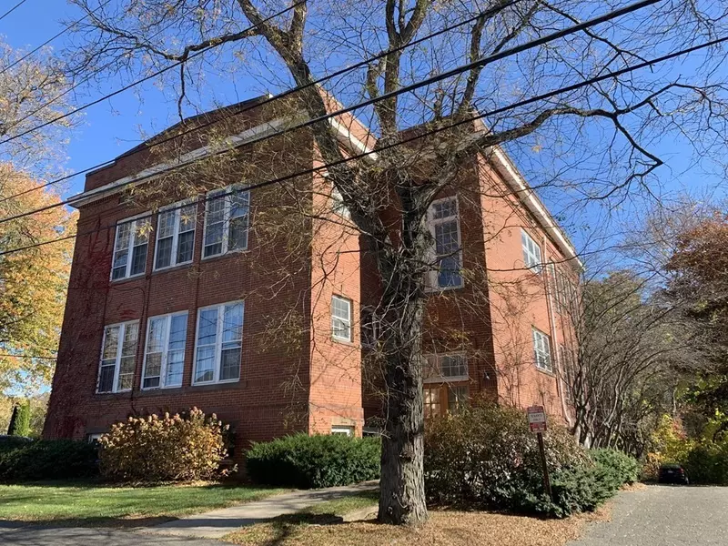 80-82 Williams Street #2A, Northampton, MA 01060