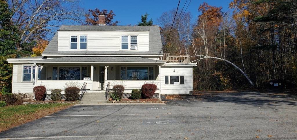 208 Main Street, Sturbridge, MA 01566