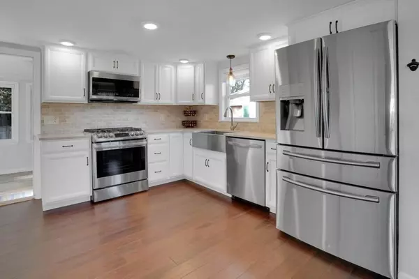 Wareham, MA 02571,8 Franklin St