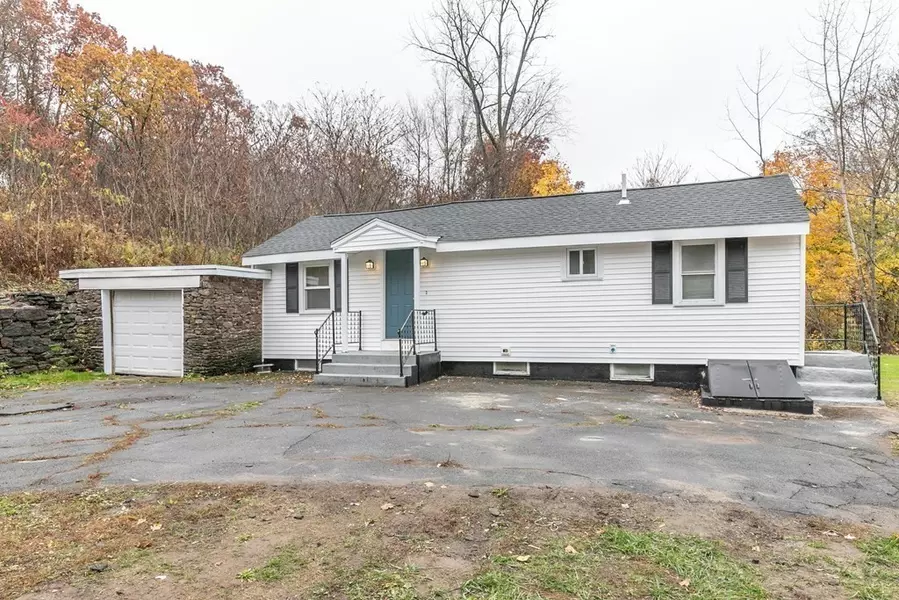 6 Keets Rd, Deerfield, MA 01342