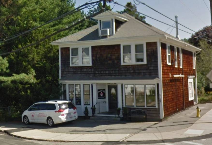 34 Alden St, Plymouth, MA 02360