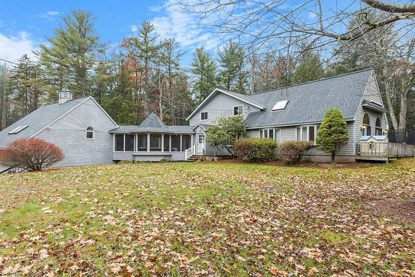 29 Winnecowett Shrs, Ashburnham, MA 01430