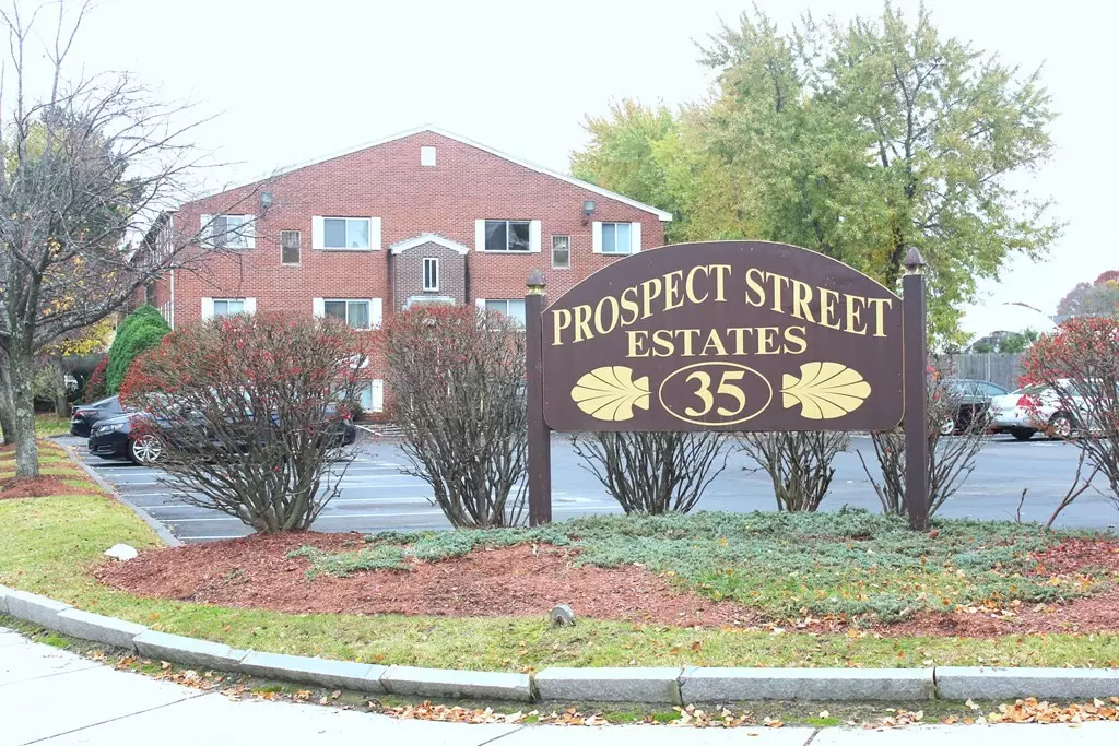 Woburn, MA 01801,35 Prospect St #311