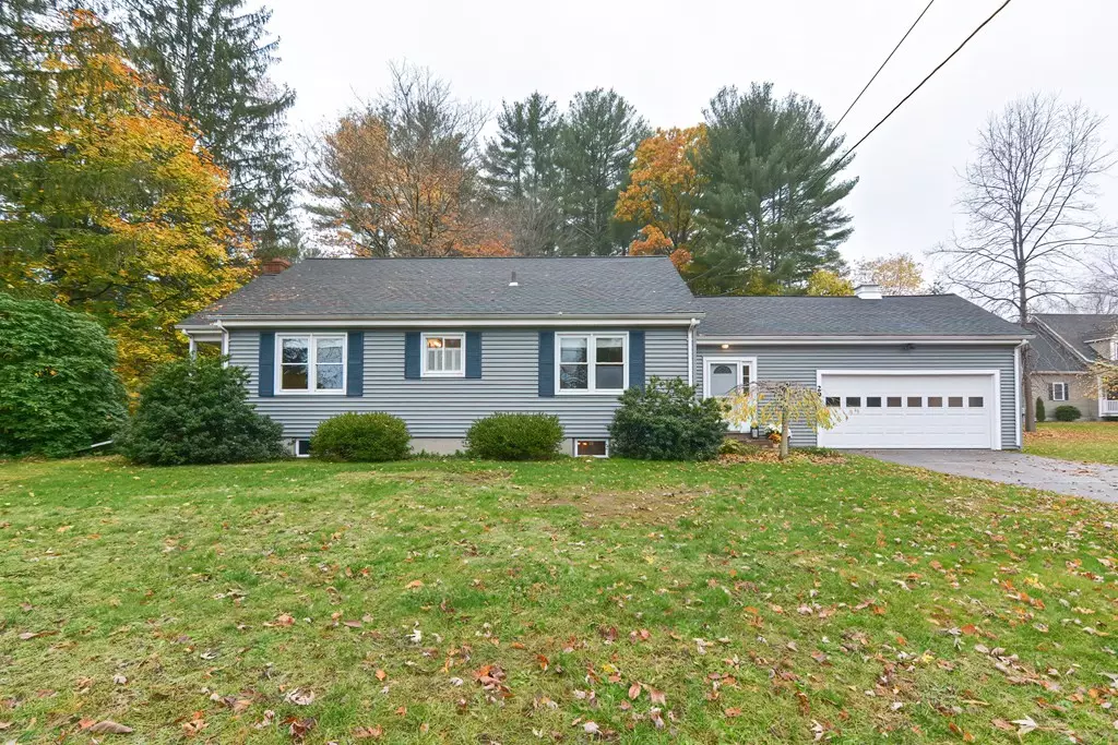 Mendon, MA 01756,29 Providence St