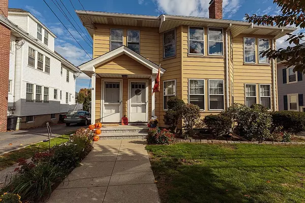 Watertown, MA 02472,44 Carver Road East #44