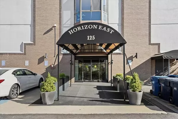 Watertown, MA 02472,125 Coolidge Ave #303