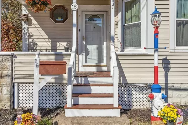 Lynn, MA 01904,15 Cowdrey Ave