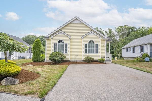 15 Harmony Crossing, East Bridgewater, MA 02333