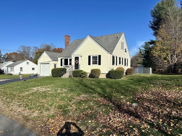 46 Stoneleigh Rd, Holden, MA 01520