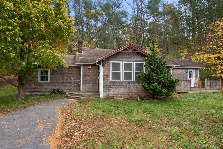 236 Head Of The Bay Rd, Bourne, MA 02532