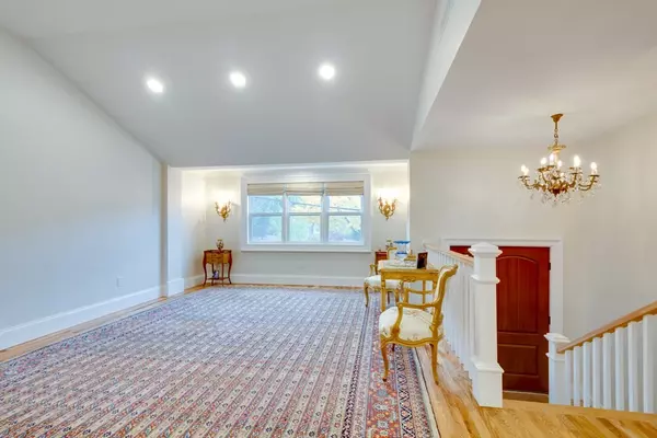 Watertown, MA 02472,106 Russell Ave
