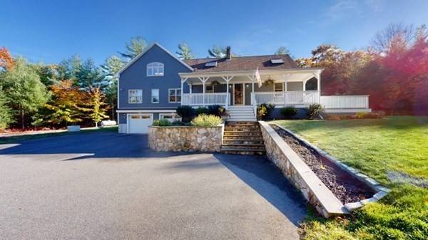 28 Howland Rd, Lakeville, MA 02347