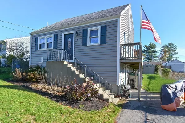 Holbrook, MA 02343,8 Balsam Rd