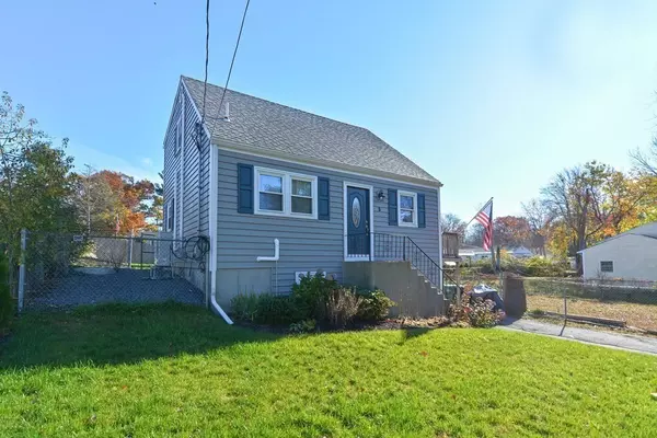 Holbrook, MA 02343,8 Balsam Rd