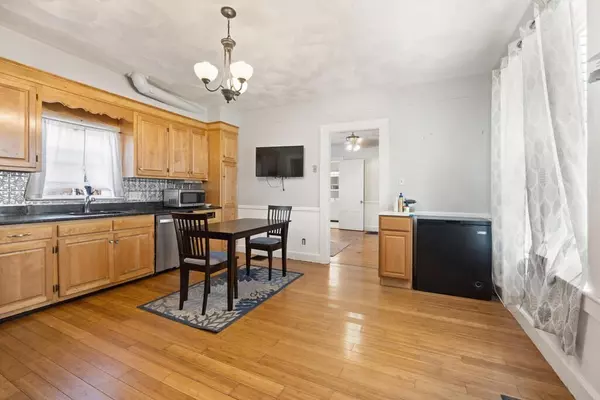 Maynard, MA 01754,32 Thompson St #32