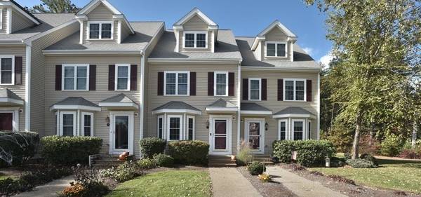 30 Copper Lantern Ln #30, Carver, MA 02330